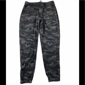 Athleta Camo Farrallon Jogger Pants 8